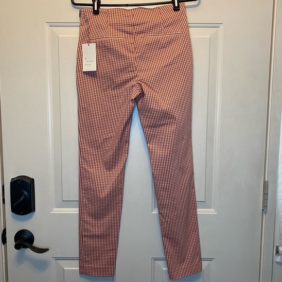 A•New Day Pants Gingham Print Elastic Waist Side Zip Pocket Cream Red Size 0 NWT - Picture 2 of 12
